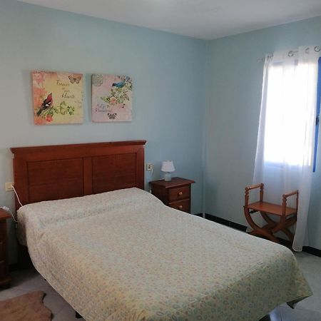 Apartamento En Los Nietos Con Piscina Comunitaria. Luaran gambar